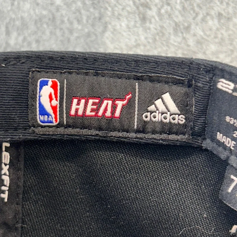 Miami Heat NBA Mens Black Adidas 210 Fitted Hat Houndstooth Brim 7 1/4 - 7 5/8